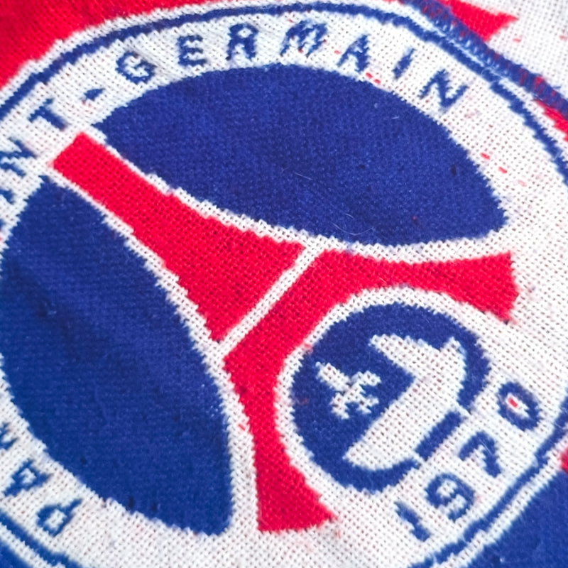 Écharpe d'occasion du Paris Saint Germain "Allez Paris PSG".