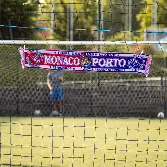 Écharpe d'occasion de la Ligue des Champions Finale 2004 Monaco vs Porto.