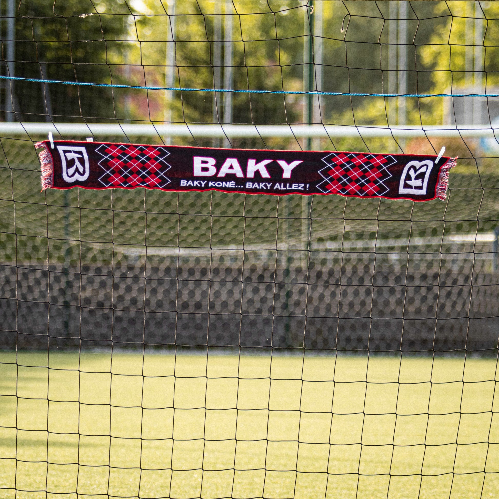 Écharpe d'occasion de l'OGC Nice "Baky Koné Baky Allez".