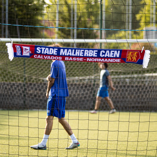 Écharpe d'occasion du Stade Malherbe de Caen "Stade Malherbe Caen".