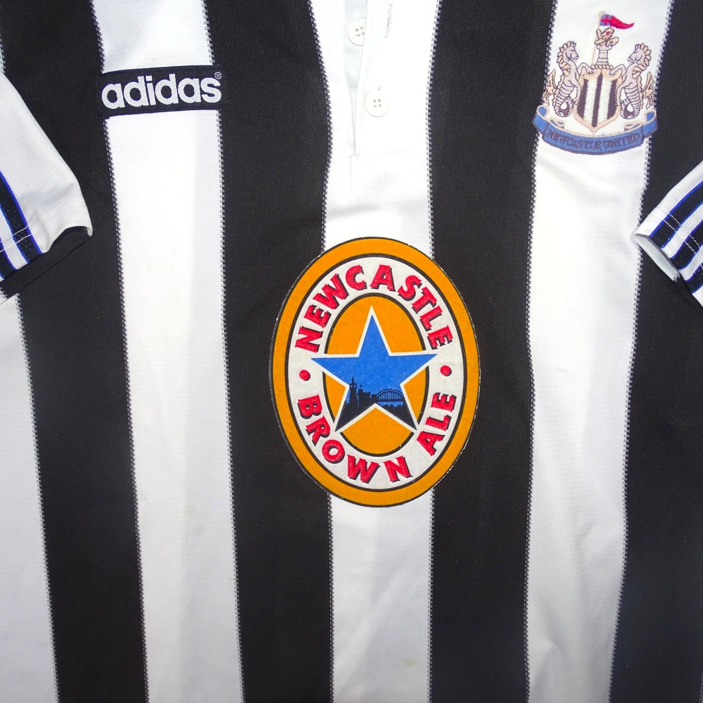 MAILLOT NEWCASTLE UNITED FC 1995/96 DOMICILE SHEARER #9 [XL]